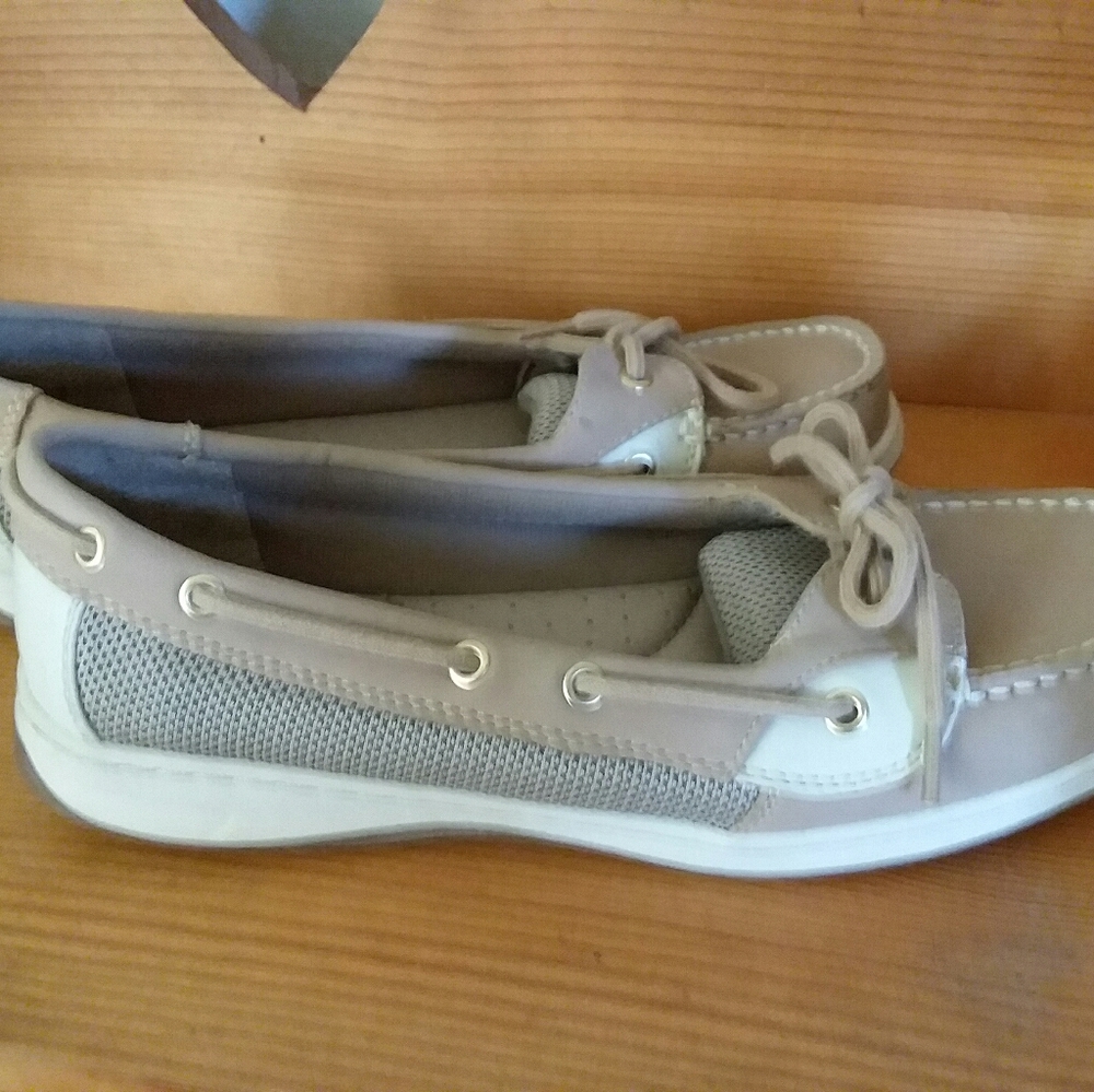 Liz Claiborne Shoes